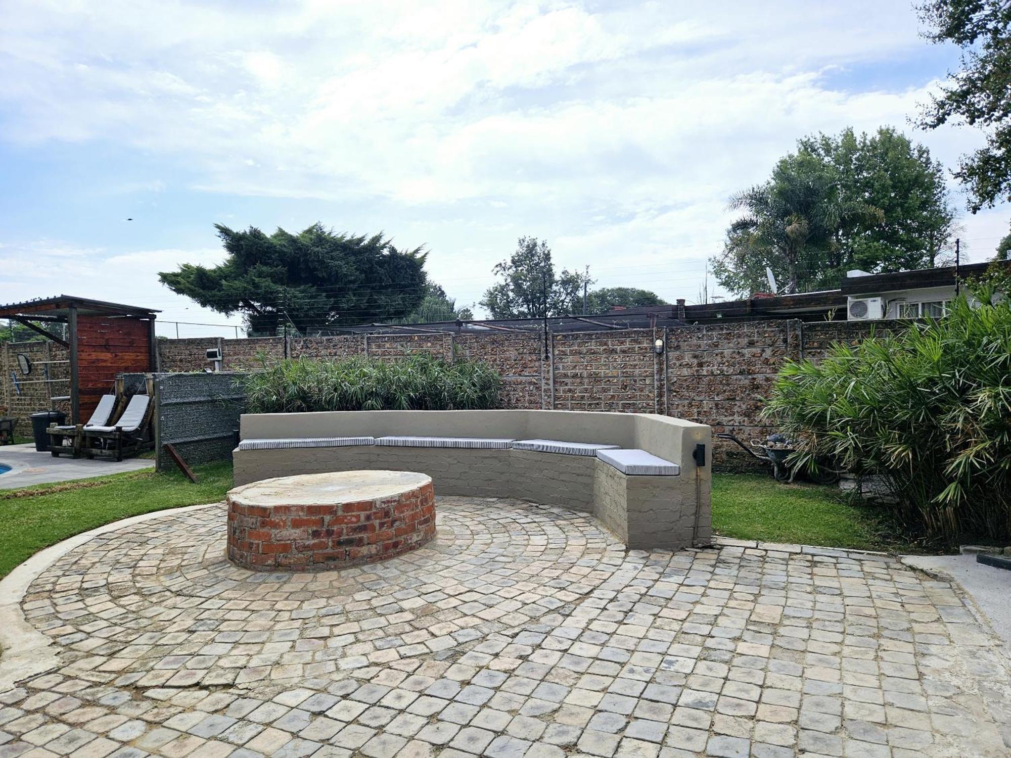 Bosveld In Die Stad 2 Guesthouse 阿尔伯顿 外观 照片