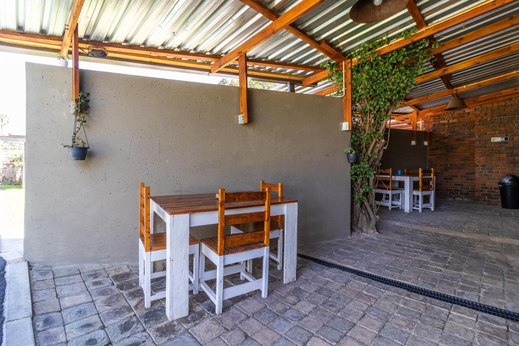 Bosveld In Die Stad 2 Guesthouse 阿尔伯顿 外观 照片